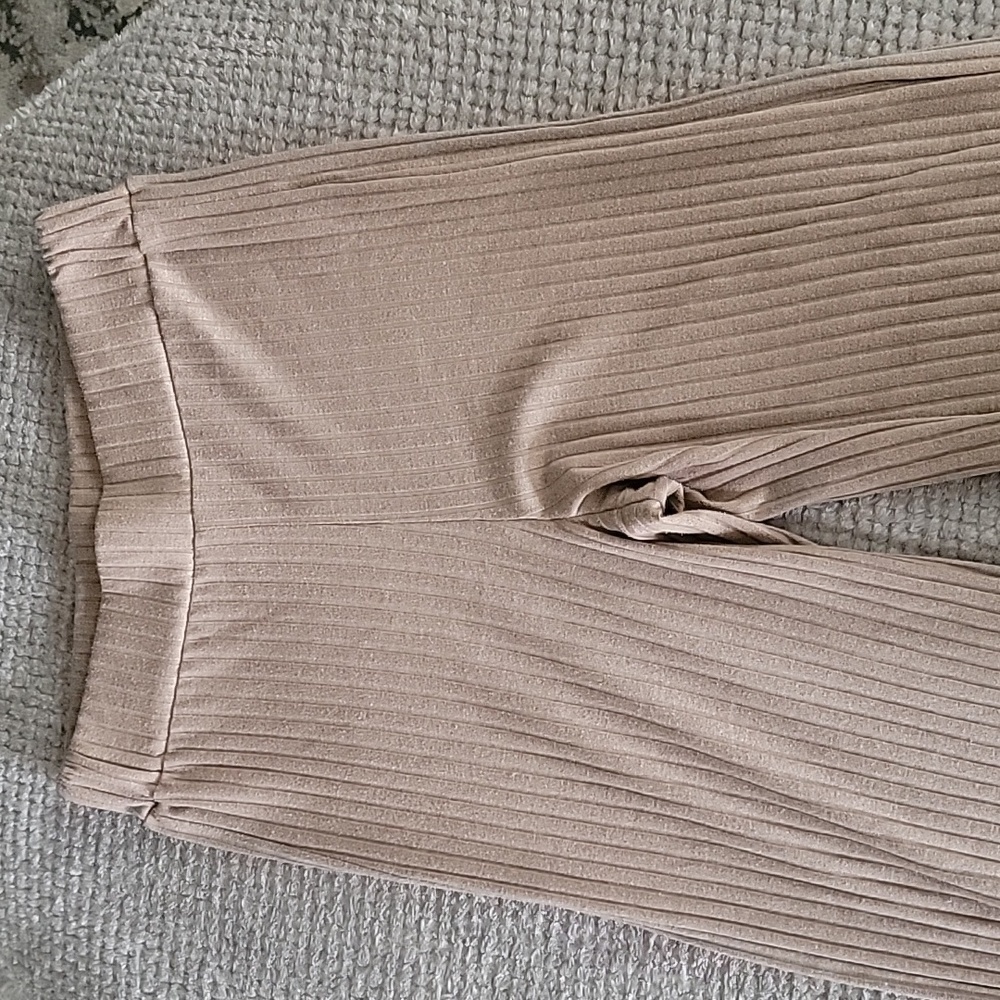 Pink Lily Light brown wide leg pants. Dress up or dress down - Picture 2 of 4